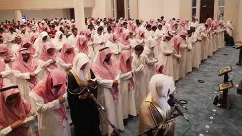 القارئ أحمد العبيد يحاكي الشيخ علي جابر -رحمه الله- من سورة ص | رمضان 1438 هـ