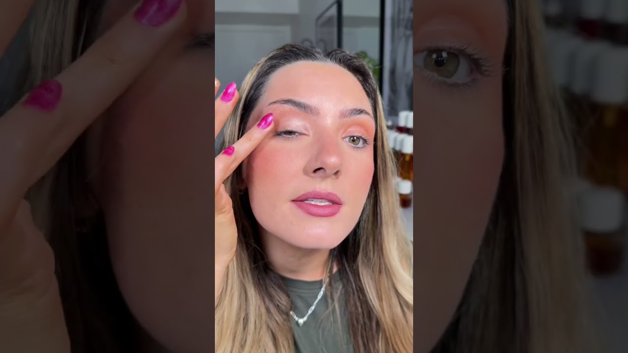 Colourpop shadow stix are SO good, affordable and blend so easily 👀✨🙌🏻 Cosmetics 