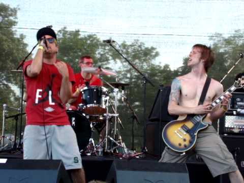 Punk music video thumbnail preview for A Wilhelm Scream - The Horse