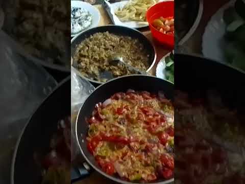 الاكله دي مش ناقصها غير اللمه الحلوه اتفضلوا معانا