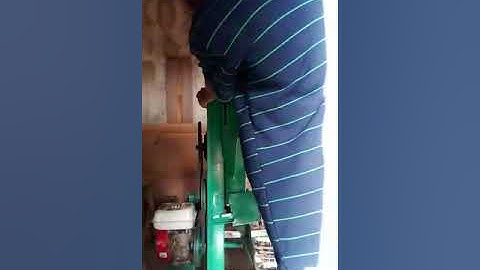 cocoa pod breaking/splitting machine