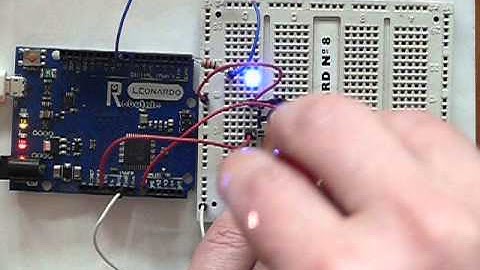 Using the servo library to control the brightness of an LED