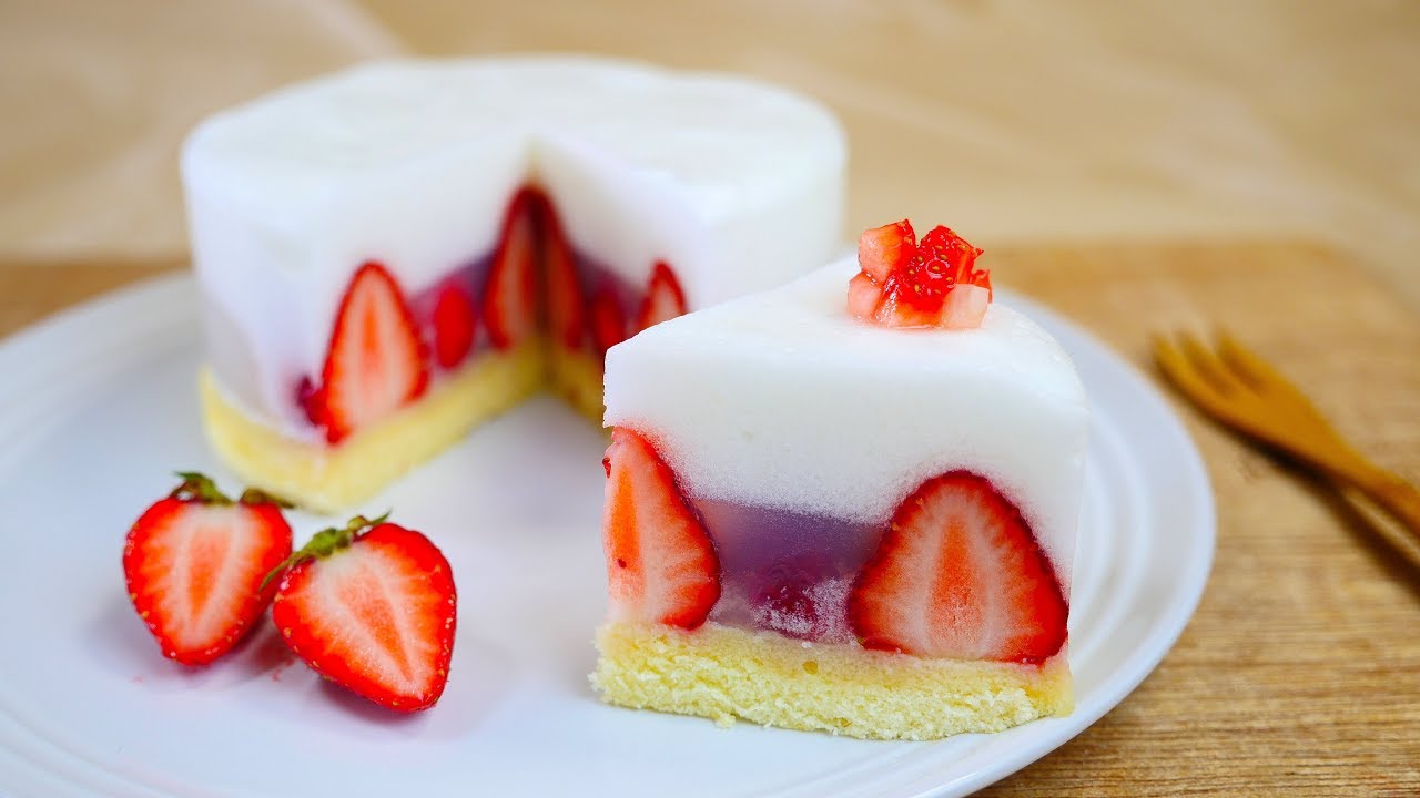 Trick Recipes : Wagashi Strawberry Sponge Cake なんちゃって苺ショートケーキはシュワシュワ | MosoGourmet 妄想グルメ