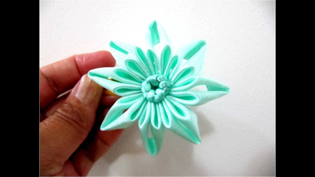 Moños flores  estrellas en cintas para el cabello calados y dobleces