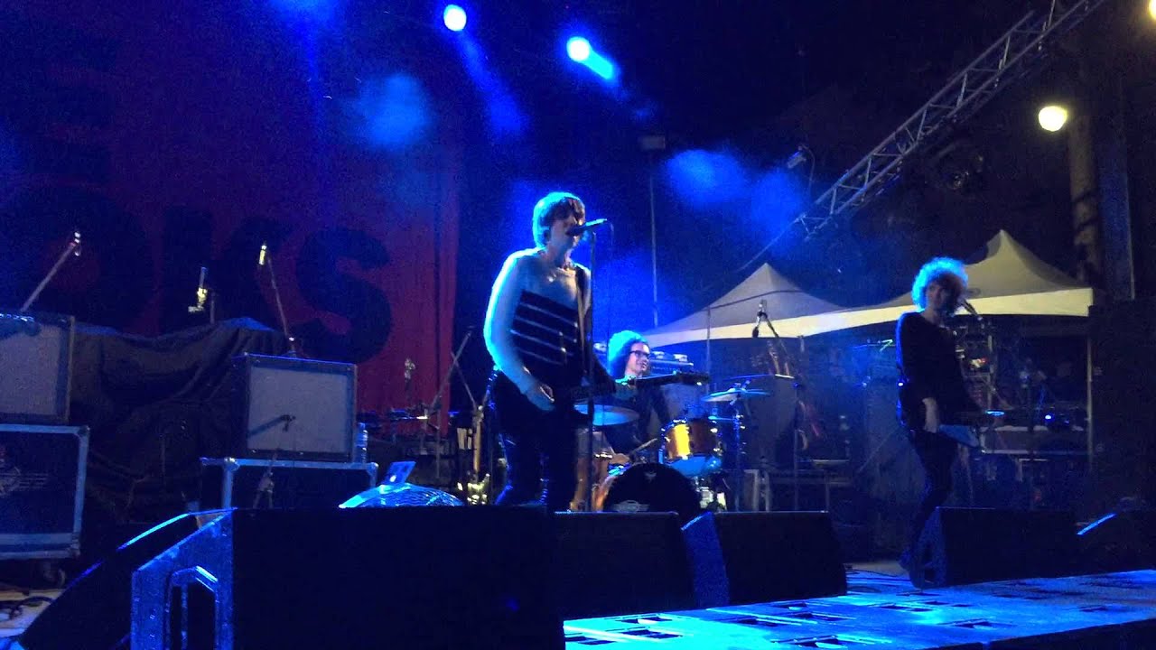 Catfish and The Bottlemen Perth 17/1/2015 YouTube