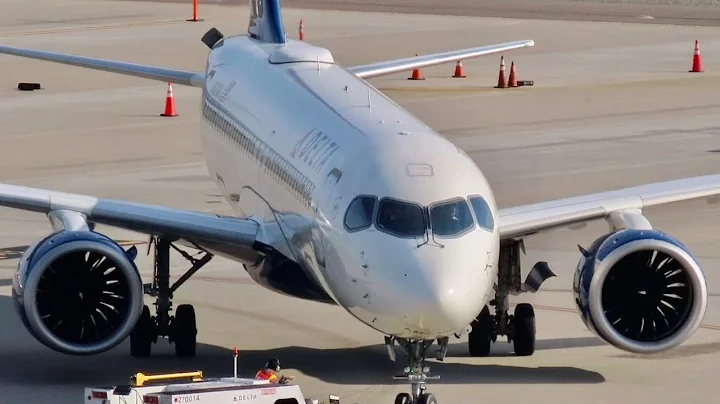 (4K) Easy Plane Spotting at Sacramento International Airport (SMF)
