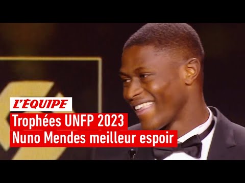 Trophées UNFP 2023 - Nuno Mendes (PSG) élu meilleur espoir de la saison