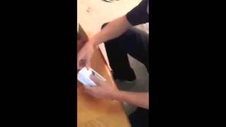 Лучший Друг И новый iPhone 4S / Приколы над людьми! Лучший Друг И новый iPhone 4S / Приколы над людьми!