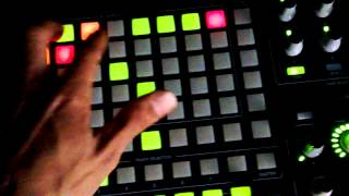 Melodic step sequencing on AKAI APC40 with APC-Carbon (ABLETON LIVE 9.1 - PUSH EMULATOR)