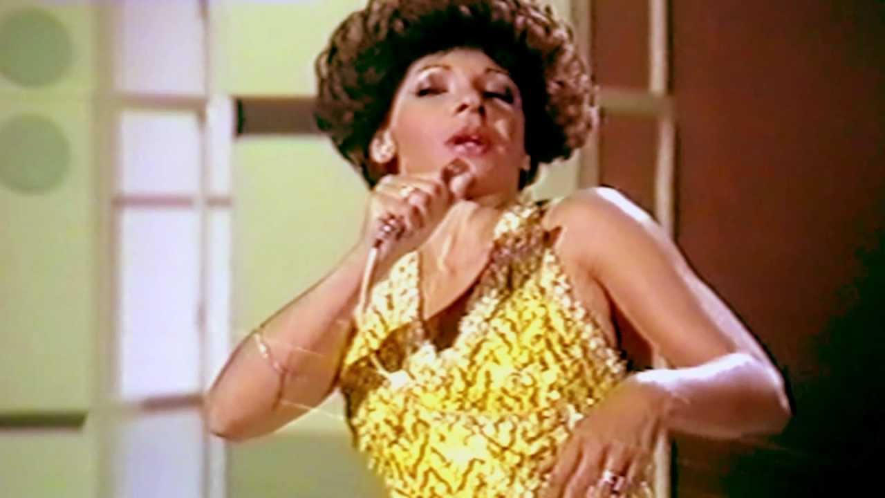 Shirley Bassey Spinning Wheel (1976 Show 2) YouTube