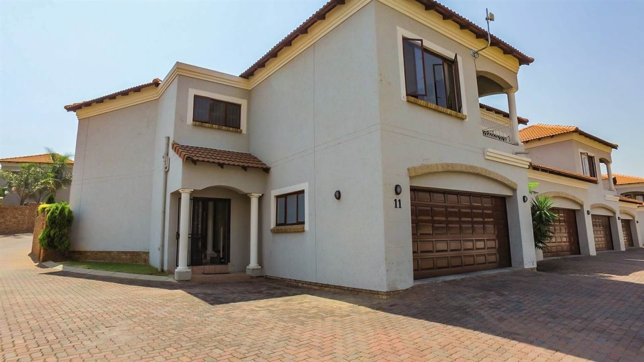 4 Bedroom House for sale in Gauteng Johannesburg Fourways