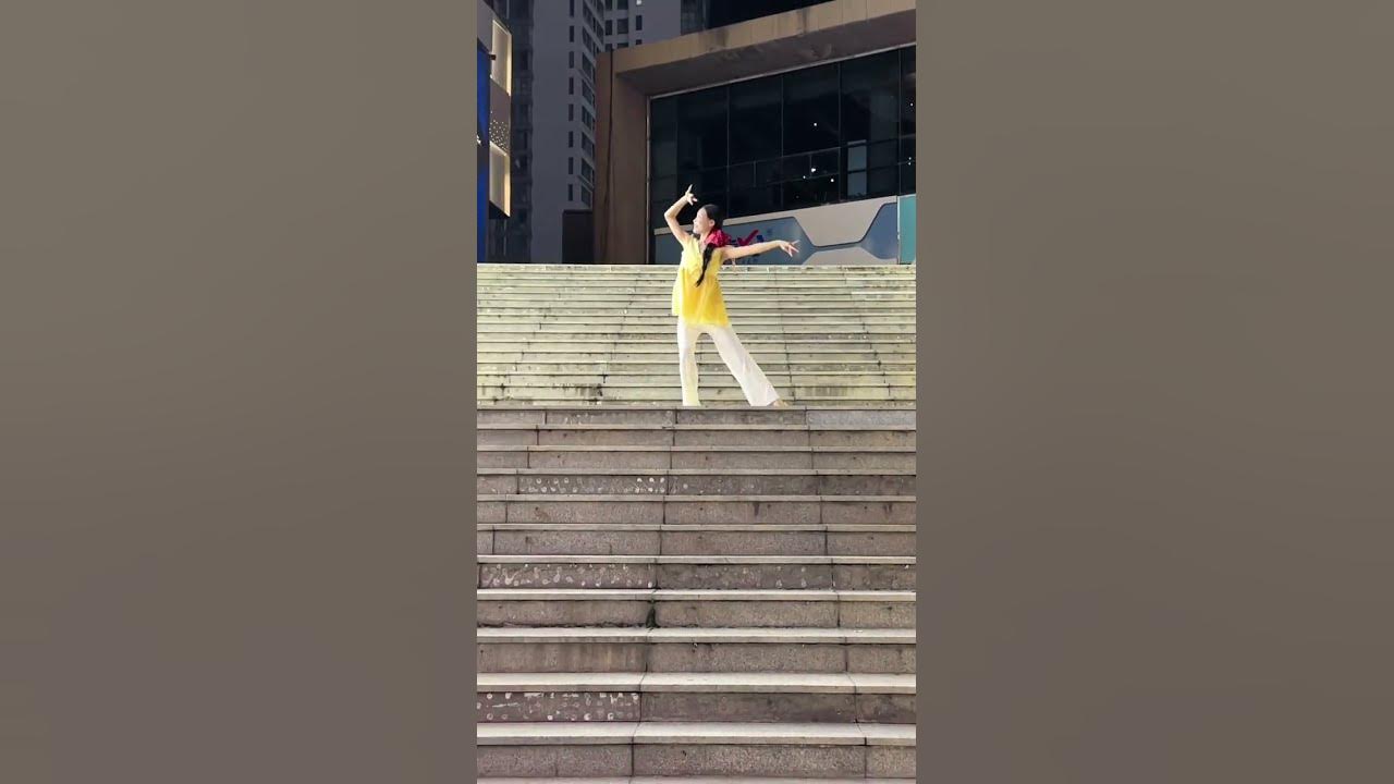 A catchy song Oh my #Song of Taohua Nunnery#Taohua An Ge dance Choreographer sweet orange