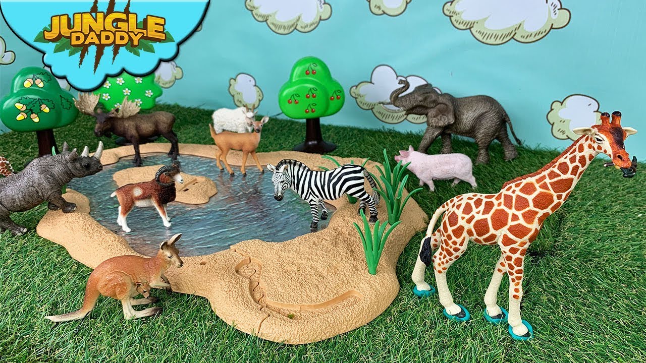 HUGE SCHLEICH ANIMAL Collection!! 