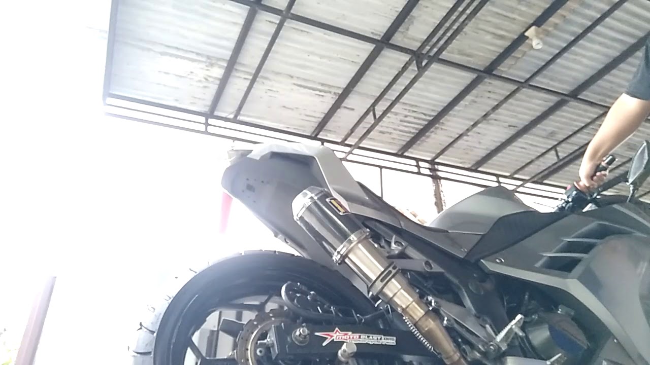 Sound Kawasaki Ninja 250fi AKRAPOVIC GP LORENZO.