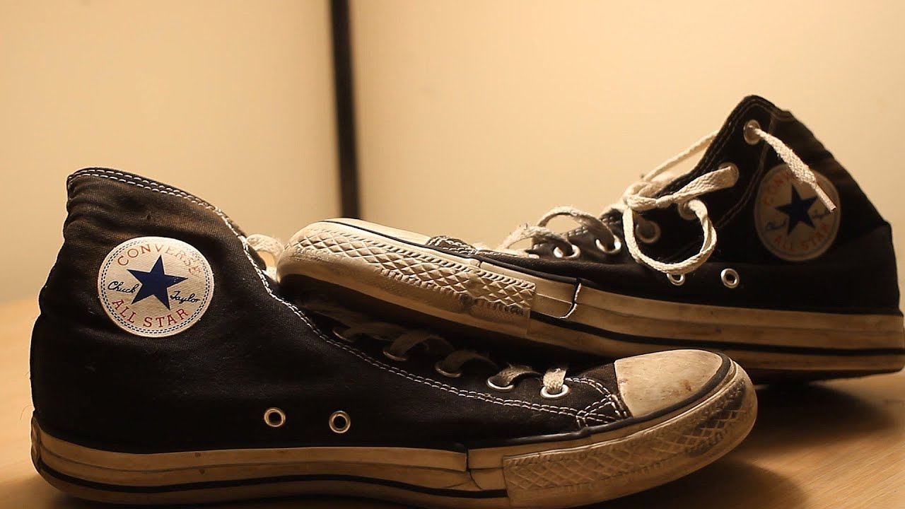 Why You Need These Shoes-Converse Chuck Taylor - YouTube