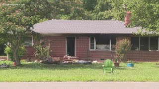 2 people detained in homicide, arson investigation