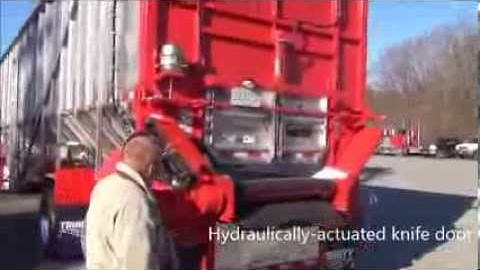 Trinity Trailer Unloads 115 Yards of Mulch in Under 3 Minutes!