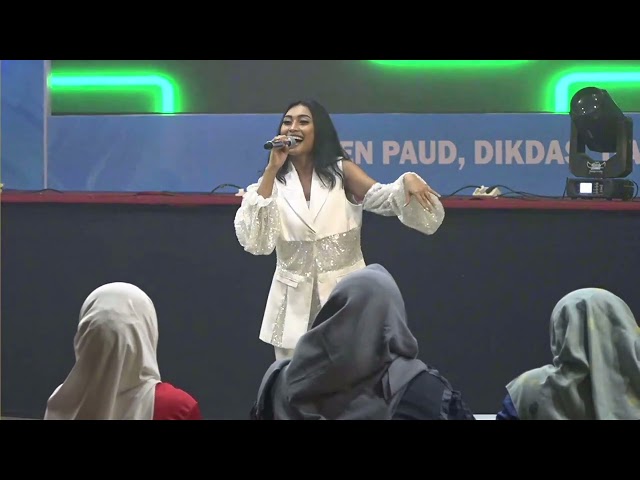 Novia Bachmid - Jangan Ganggu Dia yang Sa Punya || Live Bukittinggi class=