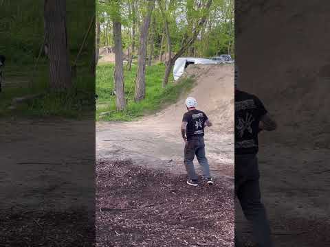 360 double whip c’est pas pour aujourd’hui 😂 #bmx #bmxfails #crash #bmxlife