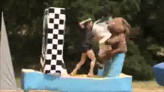 Самые смешные моменты шоу WipeOut Самые смешные моменты шоу WipeOut