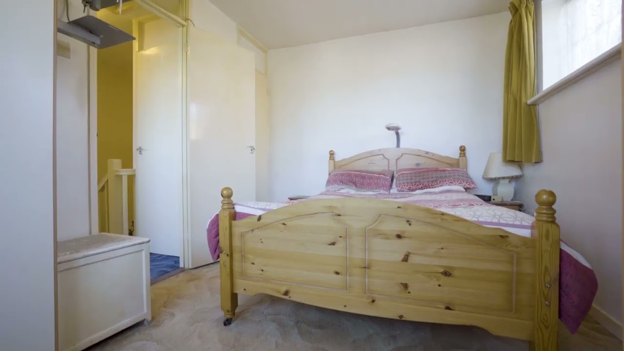 Sian Miller, Bespoke Estate Agent - Gleaming Wood Drive, Chatham- FOR SALE