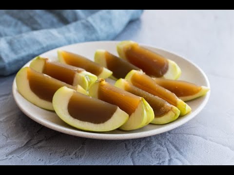 caramel-apple-jello-shot