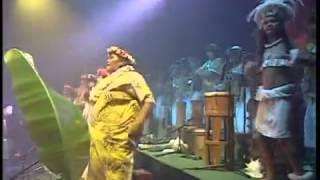 E Vahine Maohi e - Fenua en Concert (Tahiti 2002)