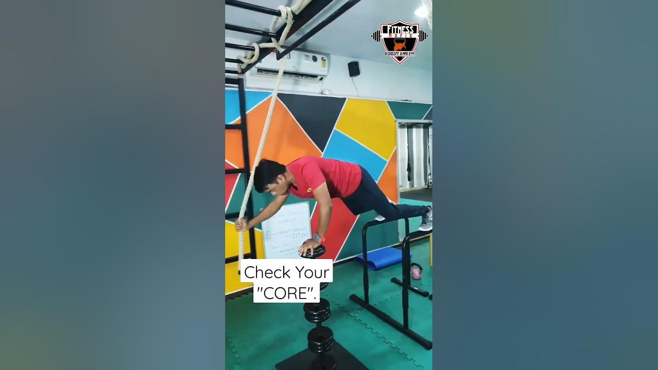 Build up your core. Core workout. Decathlon Training Station 2