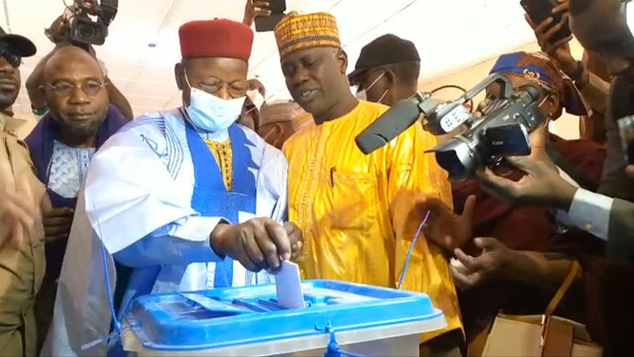 Opposition candidate Ousmane votes in Niger elections | AFP