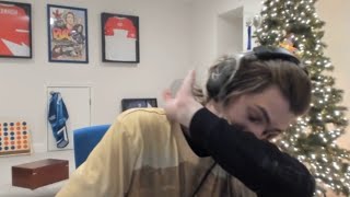 xQc sings \\