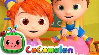 Video thumbnail of "The Days of the Week Song | CoComelon Nursery Rhymes & Kids Songs"