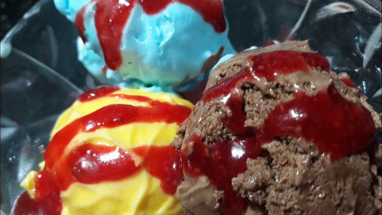 أيس كريم 🍦بثلات مكونات فقط من عند صاحب محل المثلجات😍 YouTube