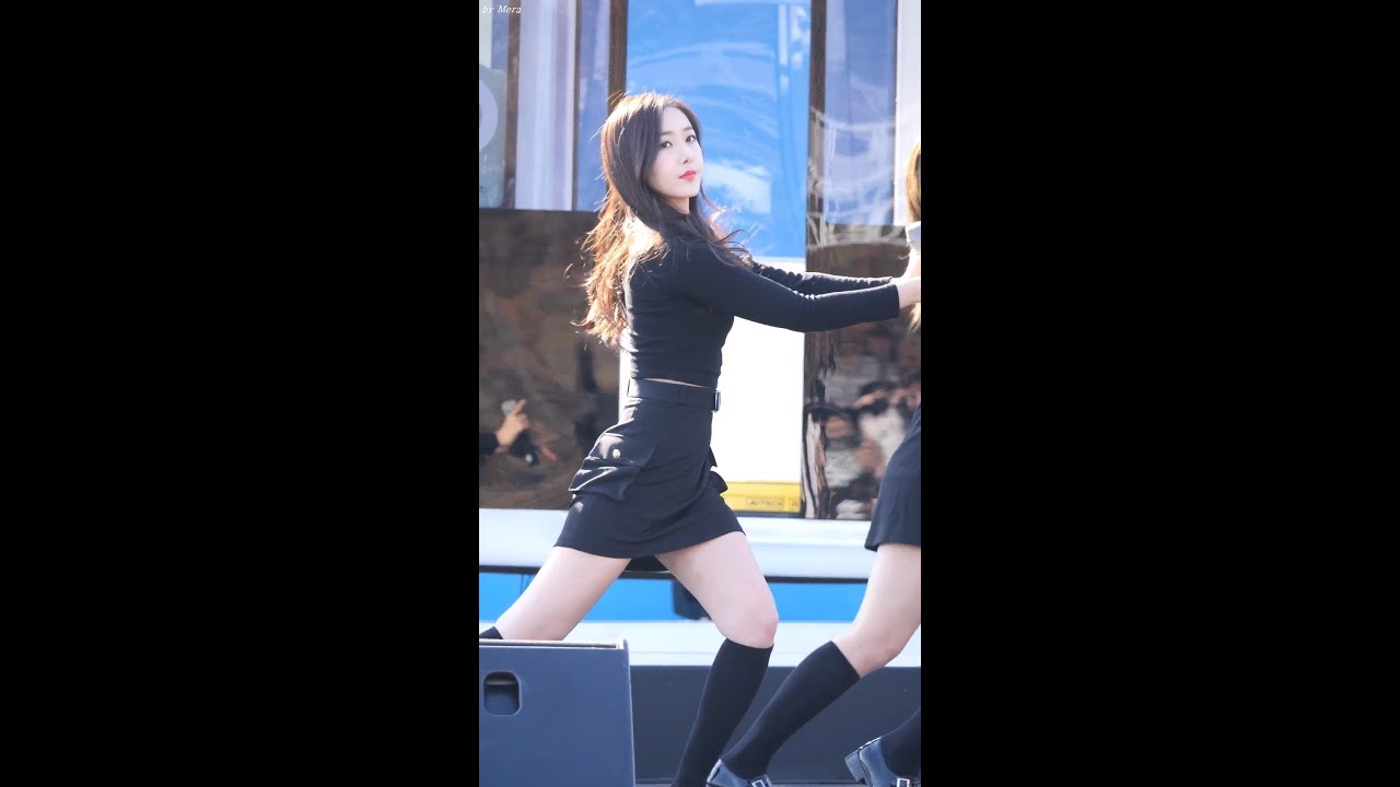 171116 여자친구 (GFRIEND) 오늘부터 우리는 Me Gustas Tu  [신비] SinB 직캠 Fancam (판교자율주행모터쇼) by Mera