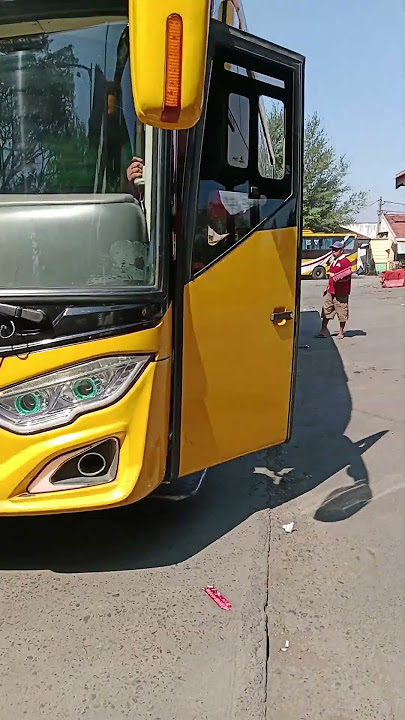 LADJU SRIKANDI PATAS JB3.SBY JEMBER #bus #jatim