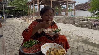 Download Lagu WAYAHE MANGAN 328 MP3