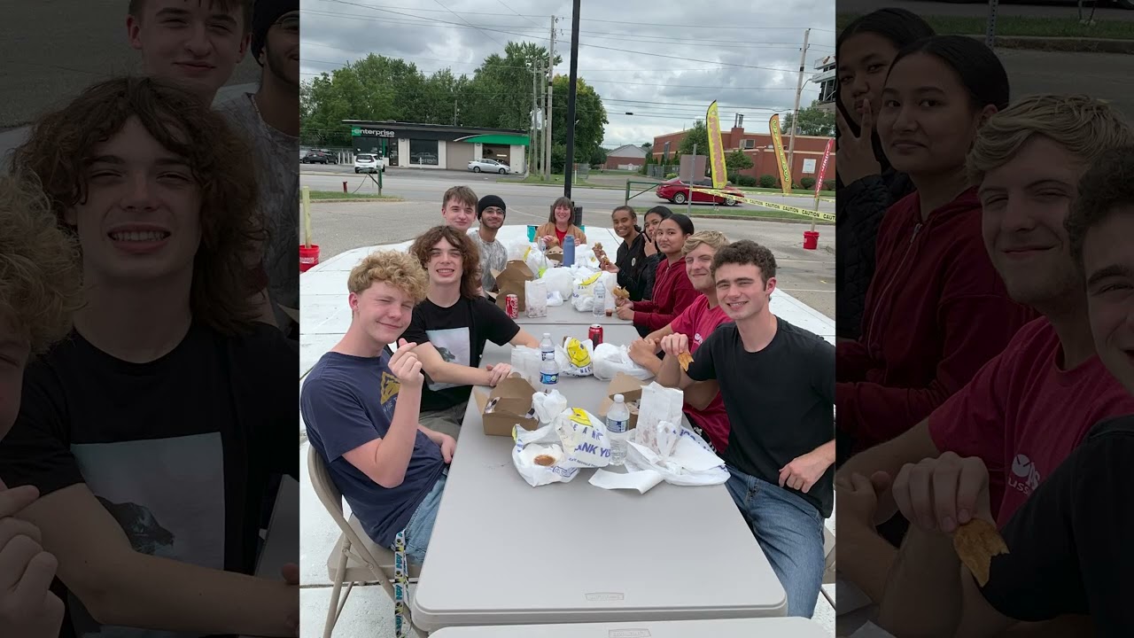 French and Spanish Honor Societies Committed To Community