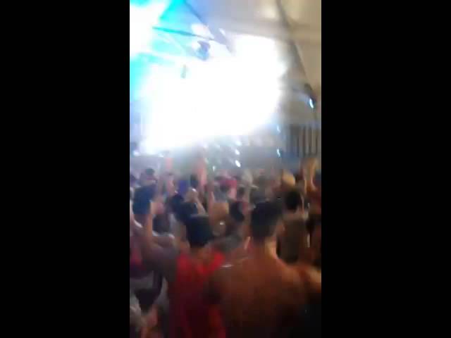 Regardez HARD SUMMER 2014 - ME GOING HARD TO RL GRIME - CORE sur YouTube Regardez HARD SUMMER 2014 - ME GOING HARD TO RL GRIME - CORE sur YouTube