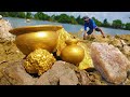 Found gold miner  diamond while scuba diving sunken ship explored for treasure