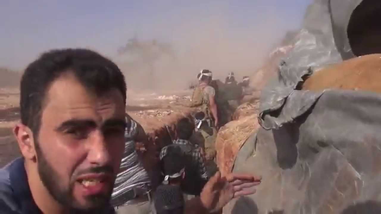 المشاهد الاولى لاقتحام جيش الفتح خطوط الدفاع في بلدة الفوعة الموالية واشتباكات عنيفة على أطرافها 10