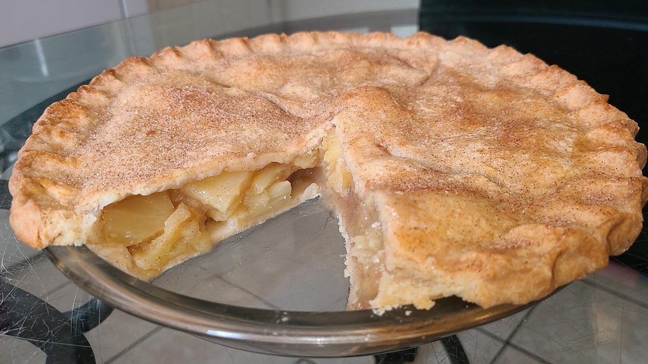 Southern Pineapple Pie | Made with a pineapple filling and a top and bottom crust