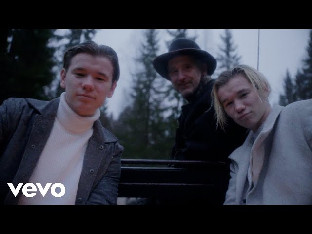 MARCUS & MARTINUS - Its Christmas Time