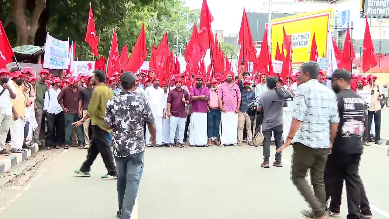 'സെക്രട്ടേറിയറ്റ് വളഞ്ഞ്' B ഉണ്ണികൃഷ്ണനും സംഘവും! പുതിയ സിനിമയുടെ ഷൂട്ടിങ് പുരോ​ഗമിക്കുന്നു