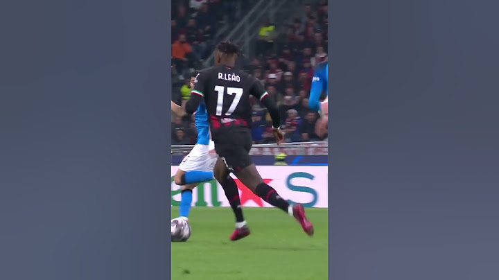 Rafael Leão run from his own half!