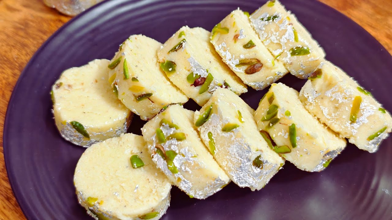 "इतना आसान मावा रोल कि बच्चे भी माँगते रह जाएंगे 😍" Instant Mawa Roll"|  Mawa Roll | #sweet #mawa