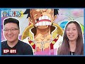 LUFFY VS BIG MOM'S ARMY! | One Piece Episode 811 Couples Reaction &amp; Discussion