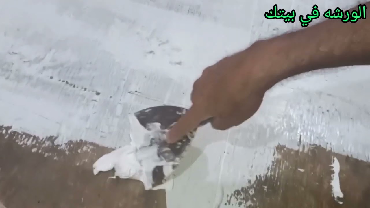 أتعلم تمعجن طبليه أو ترابيزه خشب وتدهنها في البيت بكل سهوله🪑🪑