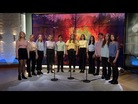 Valborg med Rytmus Vocal group – "Vårvindar friska" - Nyhetsmorgon (TV4)