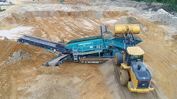 Powerscreen Crushing & Screening Limestone set up