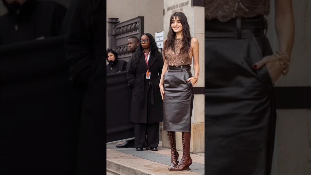 Hande Er&ccedil;el,Paris Moda Haftası&rsquo;nda Elie Saab defilesini izleyen isimler arasında yer aldı#handeer&ccedil;el