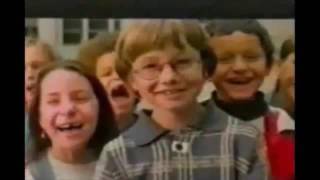Baz Luhrmann - Everybody's Free To Wear Sunscreen - SHORT VERSION ENGLISH SUBTITLES